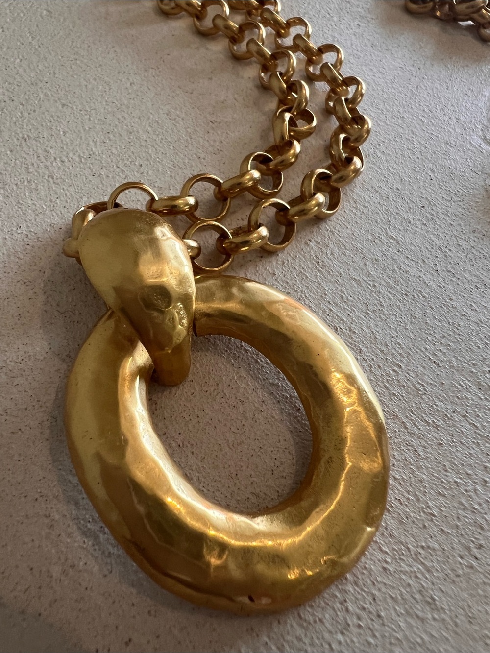 Julie Vos Palermo Gold Chunky Chain Necklace with Circular Pendant - Picture 7 of 10